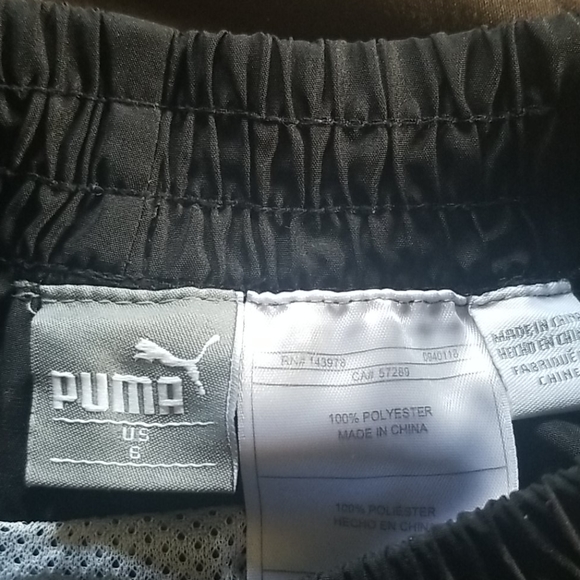 Girls PUMA gym shorts size 6 - Picture 3 of 3
